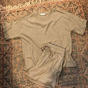 Luca and Grae Lounge Set